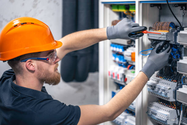 Best Ceiling Fan Installation Electrician  in Leeds, AL